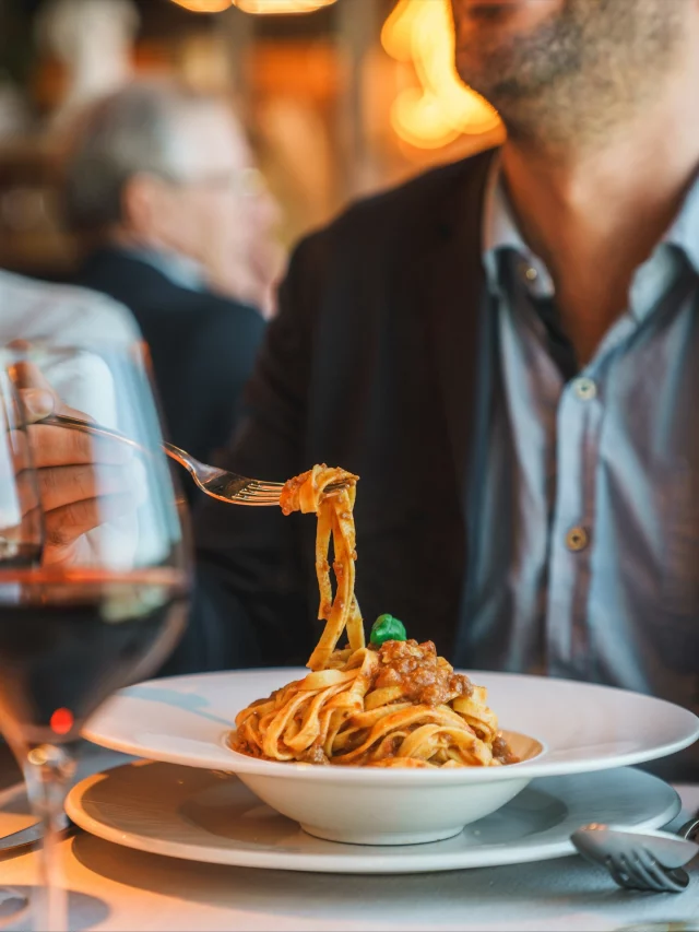 Tagliatelle, vino, risa…

Y por si quedaban dudas: la panna cotta.