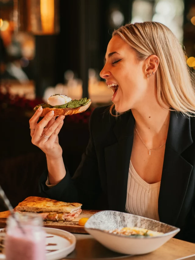 Empezar el día con un brunch lo cambia todo.

Un buen bocado, una mesa pensada para ti
y mucho tiempo para disfrutar. 

Sólo en Peppe Fusco la Moraleja lo tienes de lunes a domingo.